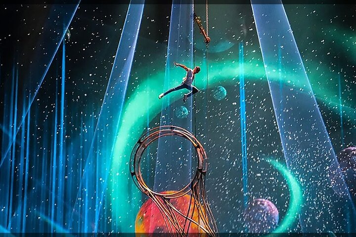 La Perle Admission To VIP Ticket With Optional Pick and Drop in